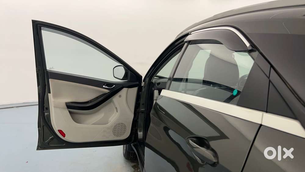 Tata Nexon 1.2 Revotron Xz Plus (s), 2021, Petrol