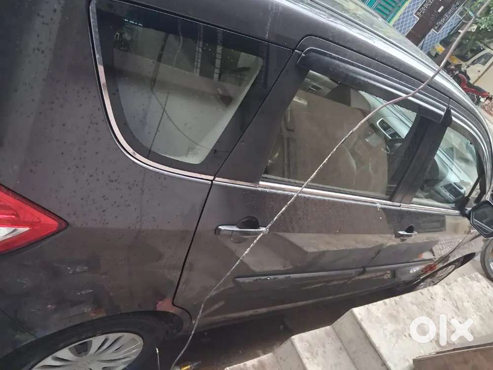 Maruti Suzuki Ertiga 1.5 2015