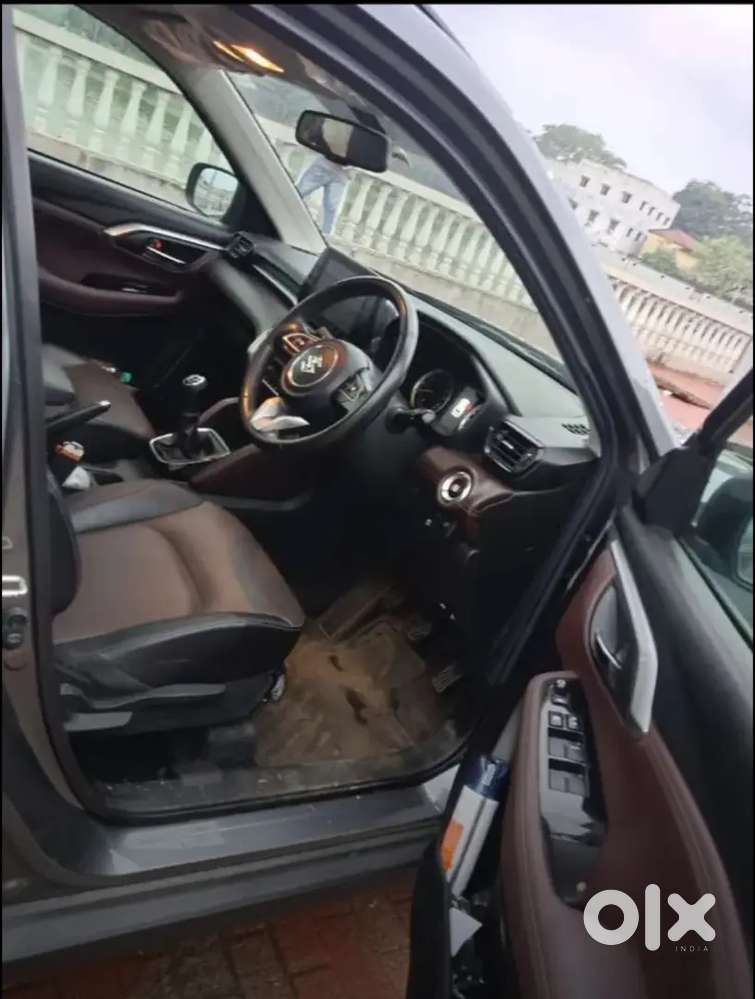 Maruti Suzuki Grand Vitara Top Model 2022 Full Moon Roof