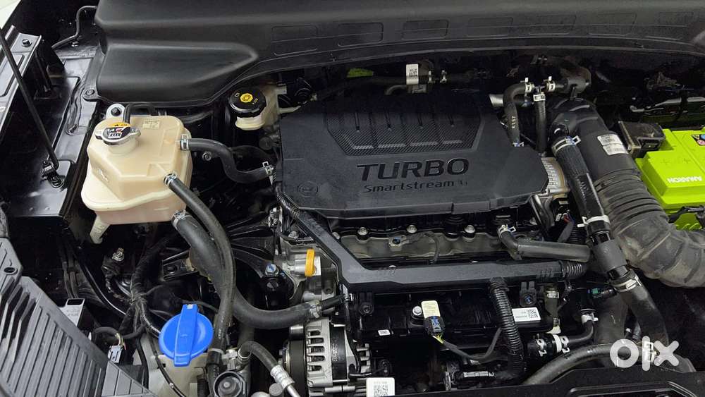 Hyundai Alcazar 1.5 Tdct Signature (o) 7s Petrol, 2023, Petrol