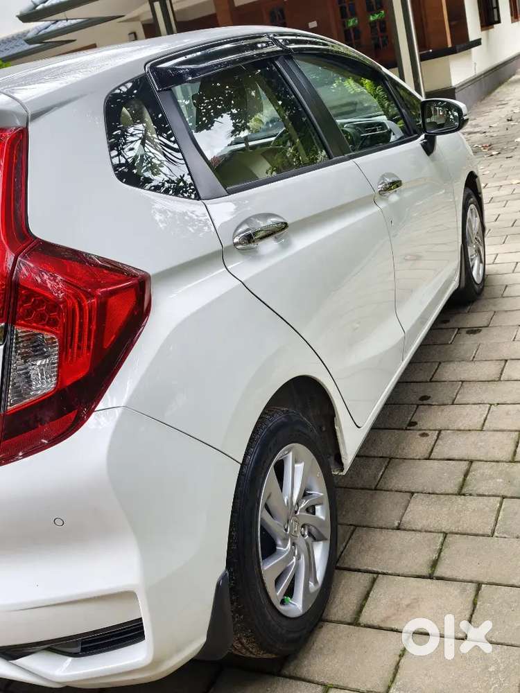 Less Driven Honda Jazz Zx Cvt 2022