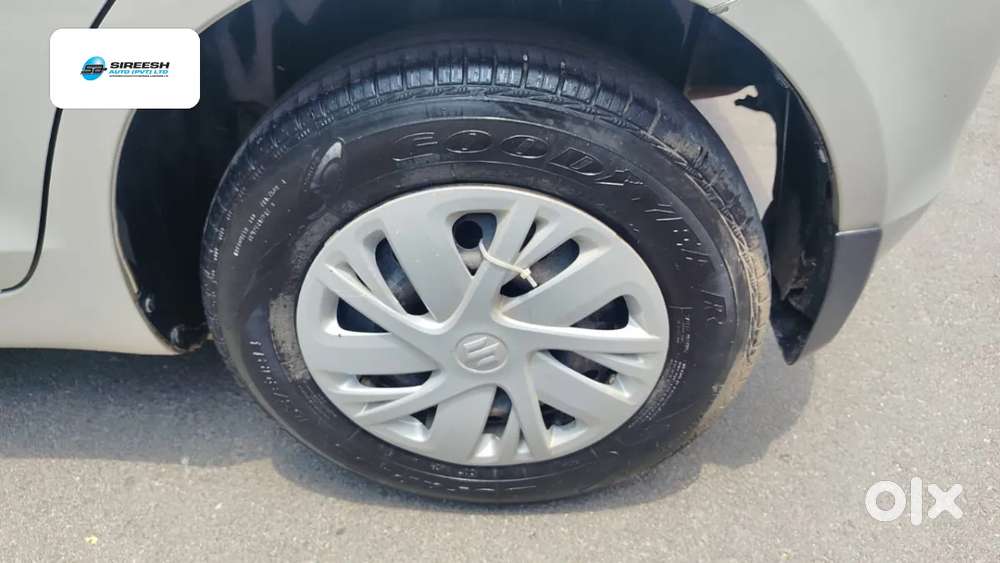 Maruti Suzuki Swift Vxi, 2016, Petrol