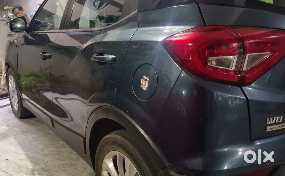 Gud Vechile Shoroom Mantance Recently Serviced