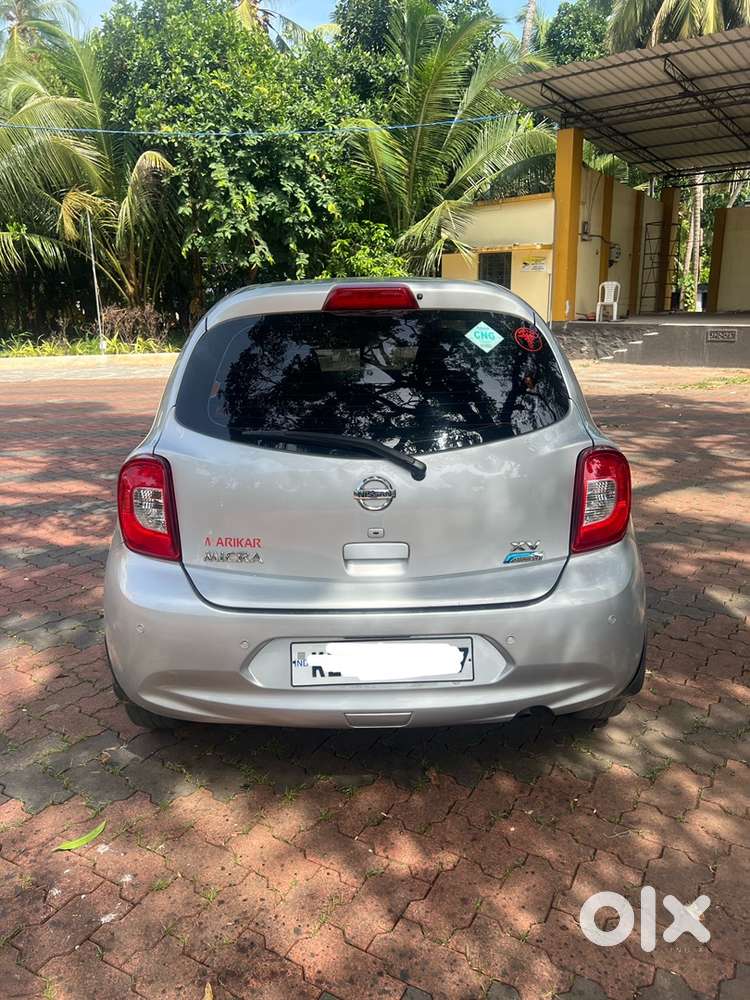 Nissan Micra Hybrid 2013