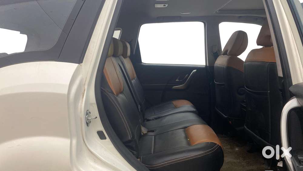 Mahindra Xuv500 W9 At 1.99, 2020, Diesel