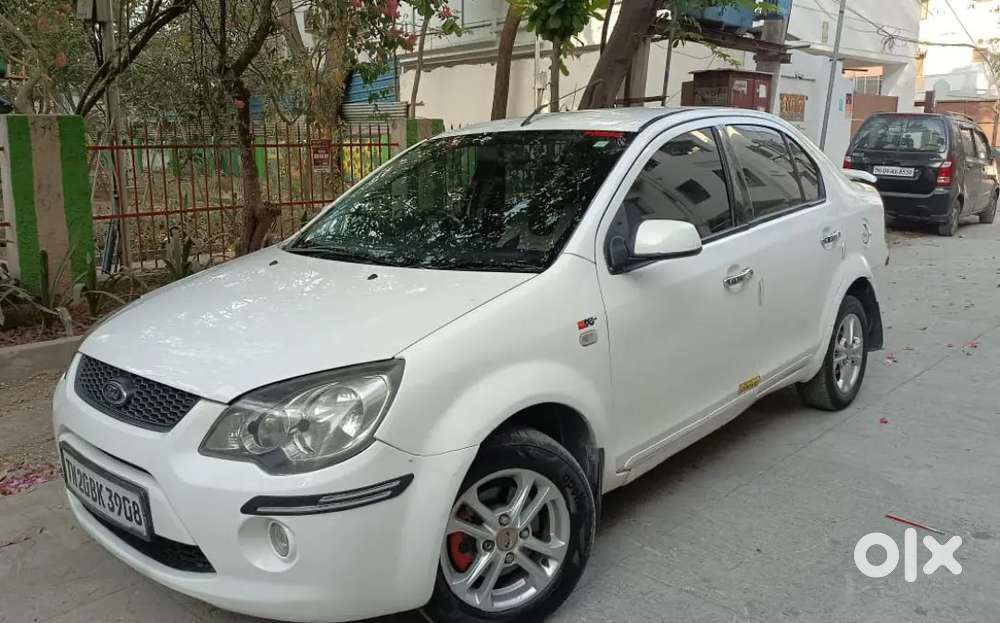 Ford Fiesta Classic - Sportz Edition - Diesel - Having Alloys, Spoiler