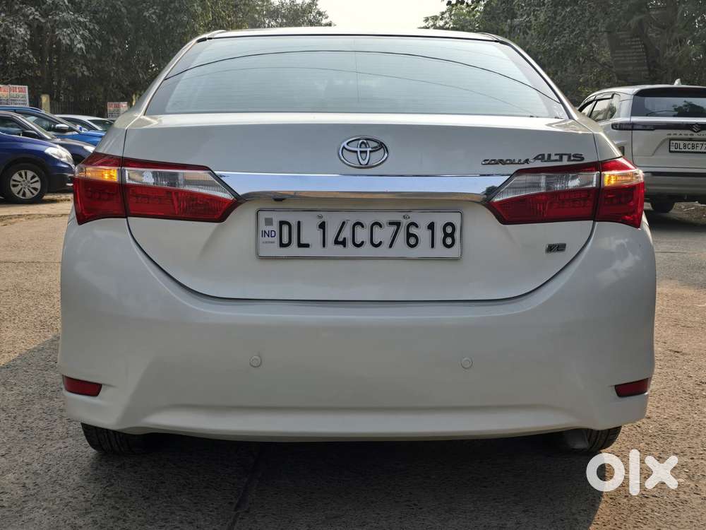 Toyota Corolla Altis 2013-2017 Vl At, 2016, Petrol
