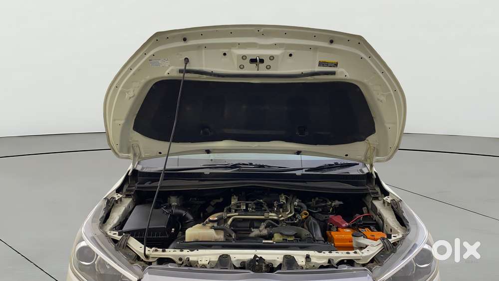 Toyota Innova Crysta