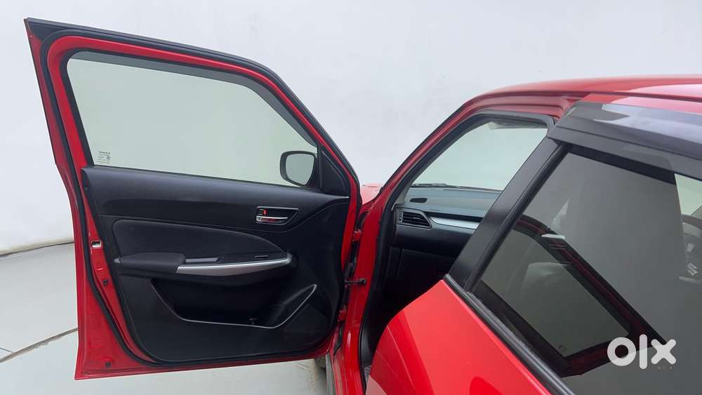 Maruti Suzuki Swift 1.3 Zxi, 2019, Petrol