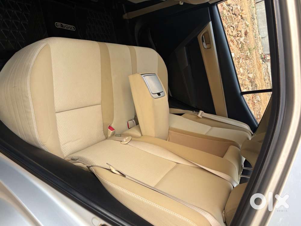 Oyota Corolla Altis G 2018  1st Owner  Petrol Manual