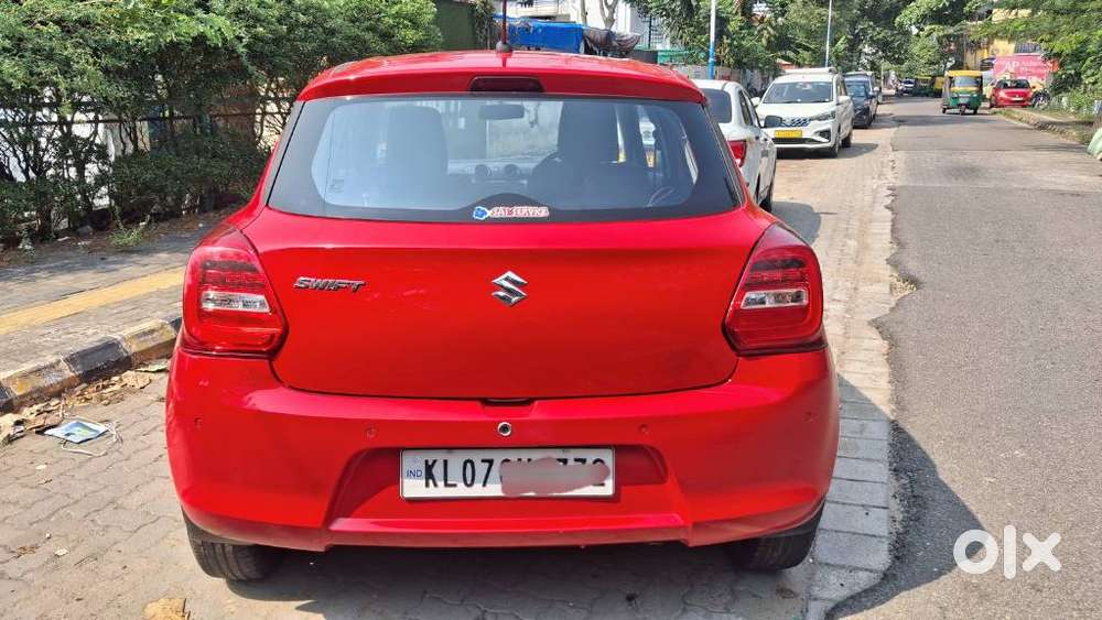 Maruti Suzuki Swift Vvt Vxi, 2021, Petrol