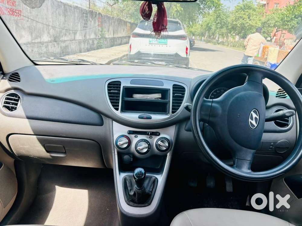 Dec 2012  I10  Service Record  1st Owner