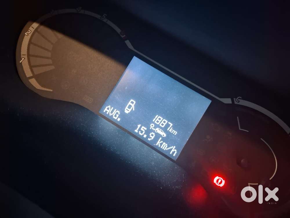 Nissan Magnite 1.0 Xv Premium, 2025, Petrol