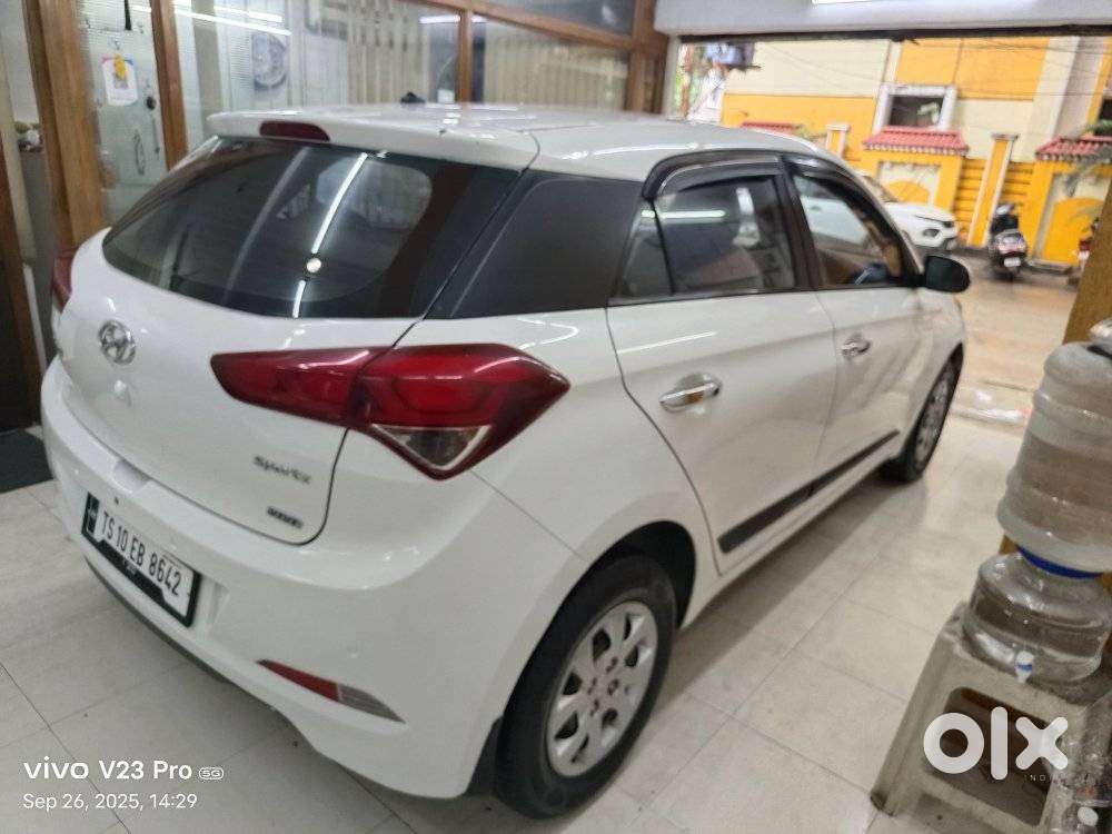 Hyundai I20 Sportz 1.2 Bs-iv, 2014, Petrol