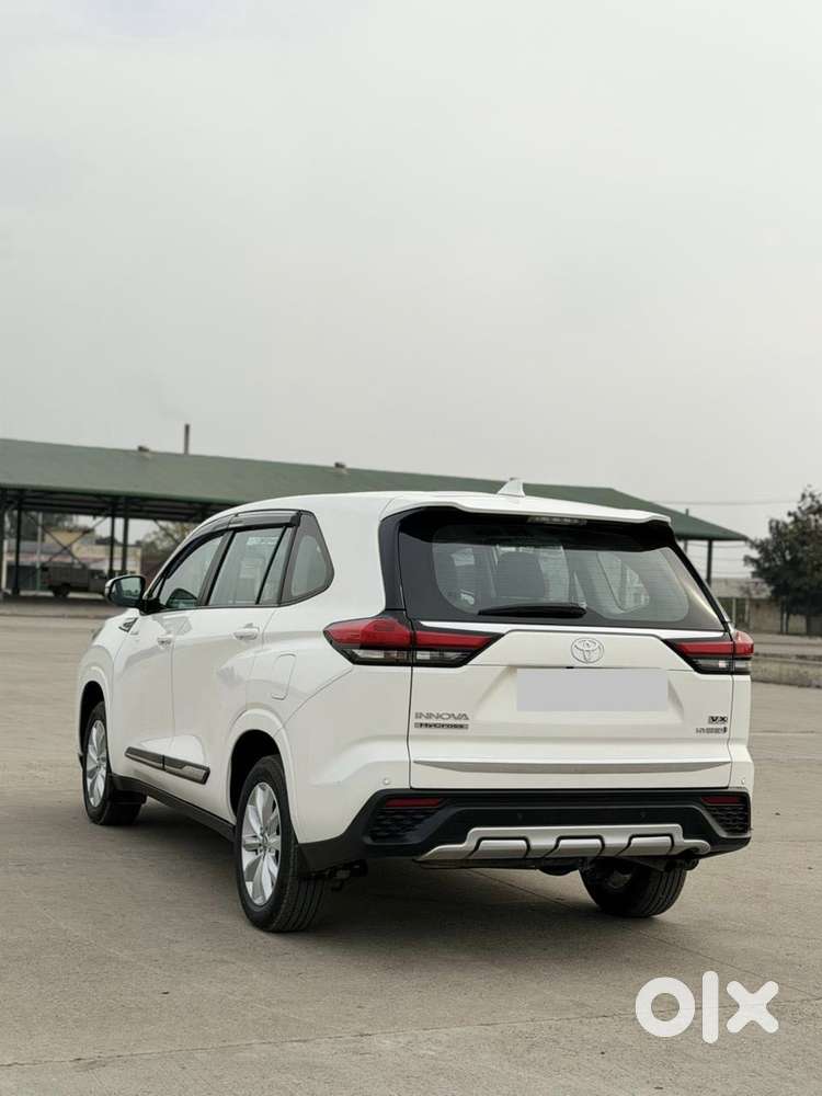 Toyota Innova Hycross 2.0 Vx Hybrid 7 Str, 2023, Electric