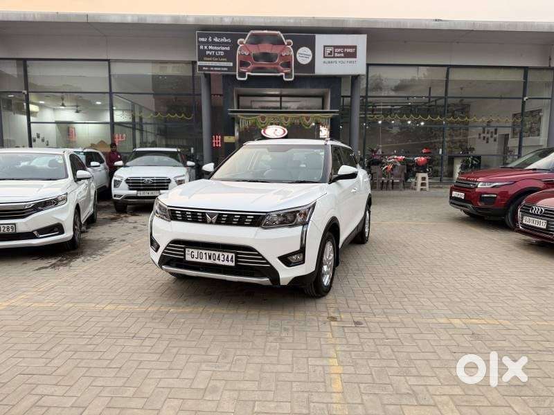 Mahindra Xuv300 W8, 2024, Petrol