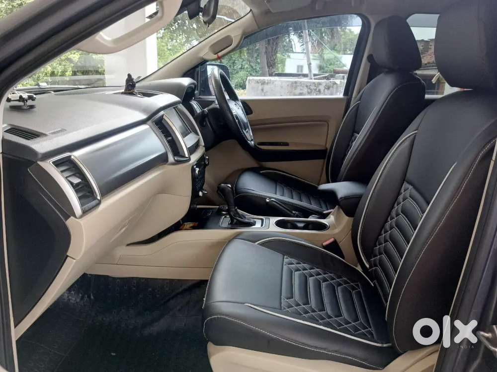 Ford Endeavour 2016
