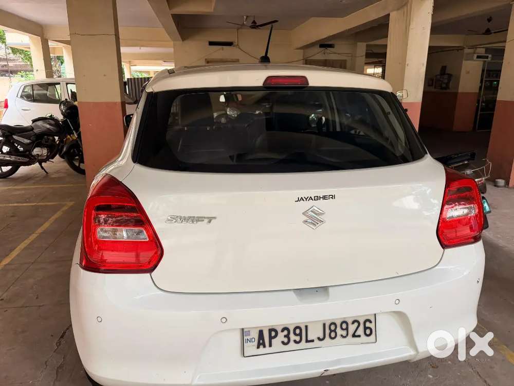 Maruti Suzuki Swift Vxi 2021