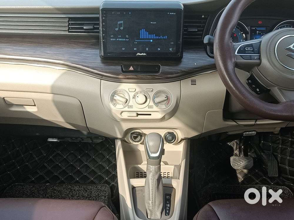 Maruti Suzuki Ertiga Vxi At Petrol, 2021, Petrol