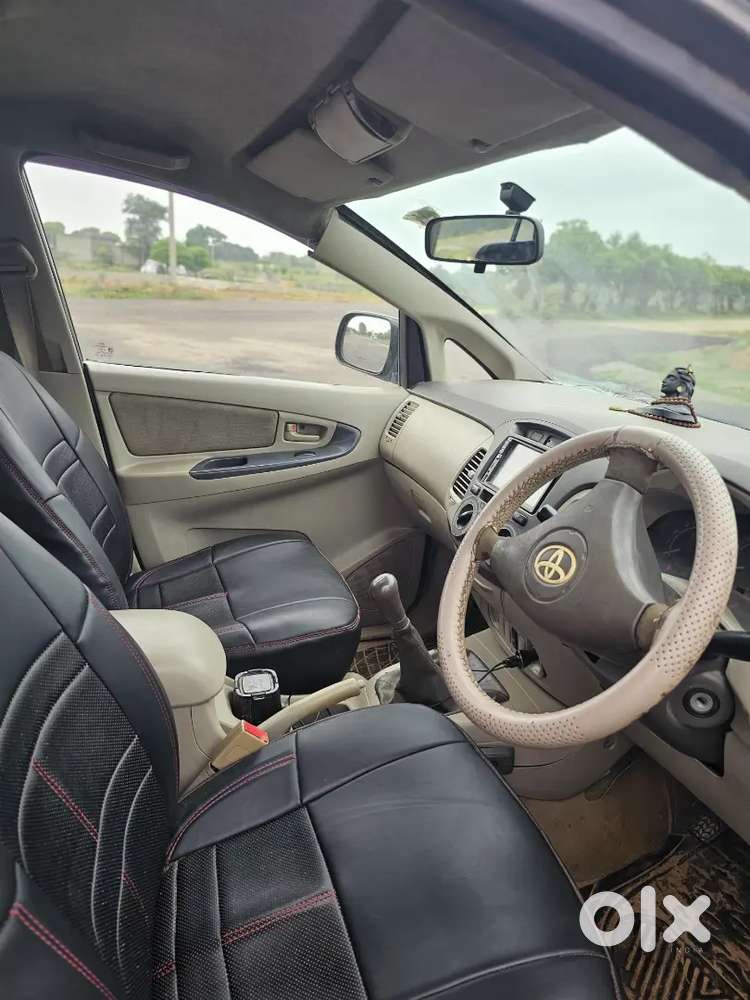 2011 Toyota Innova 2.5 G Engine Condation Excellent
