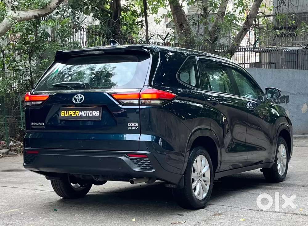Toyota Innova Hycross 2.0 Vx Hybrid 7 Str, 2025, Petrol