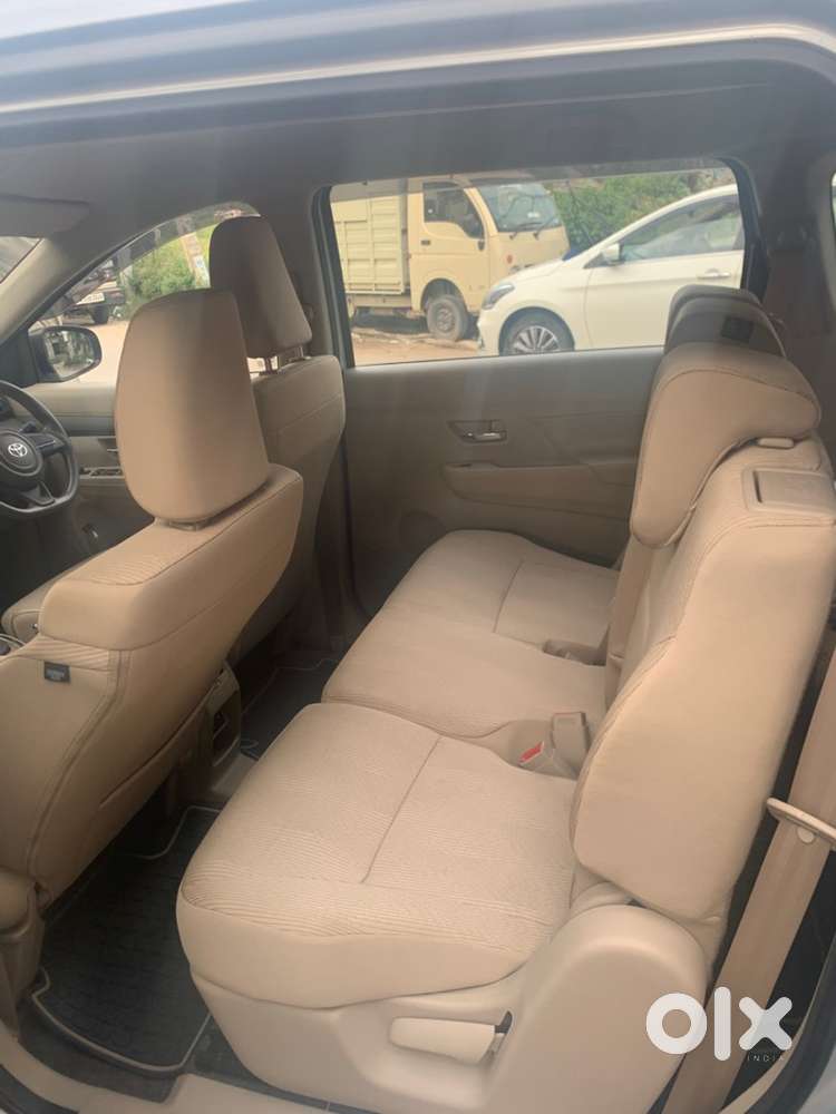 Toyota Rumion Manual 2026