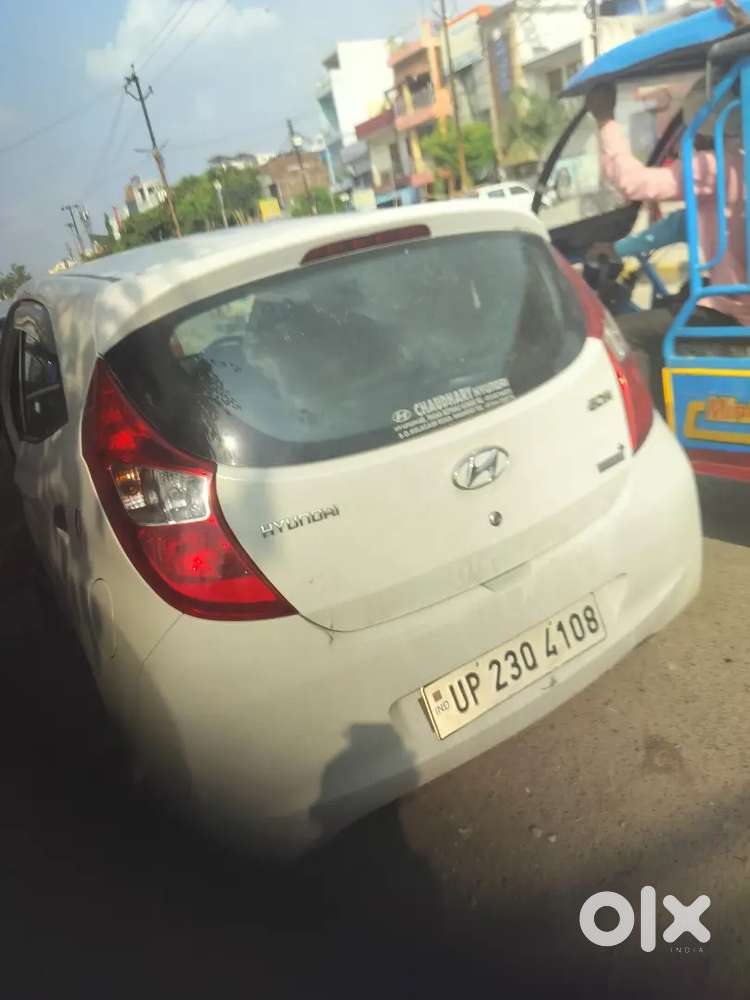 Hyundai Eon 2015 Petrol 130000 Km Driven Well Maintained