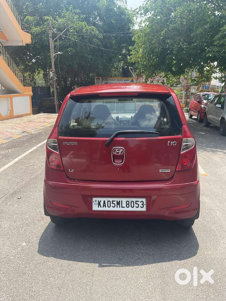 Hyundai I10 Sportz, 2012, Petrol