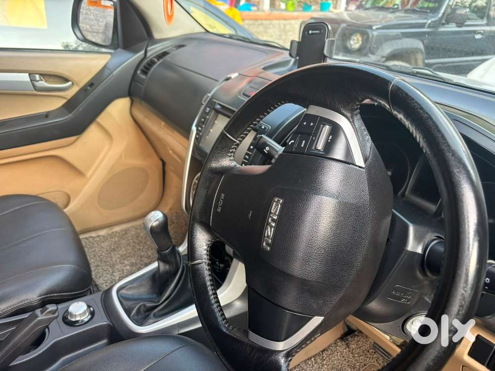 Isuzu Mu7 Diesel 2019 Car