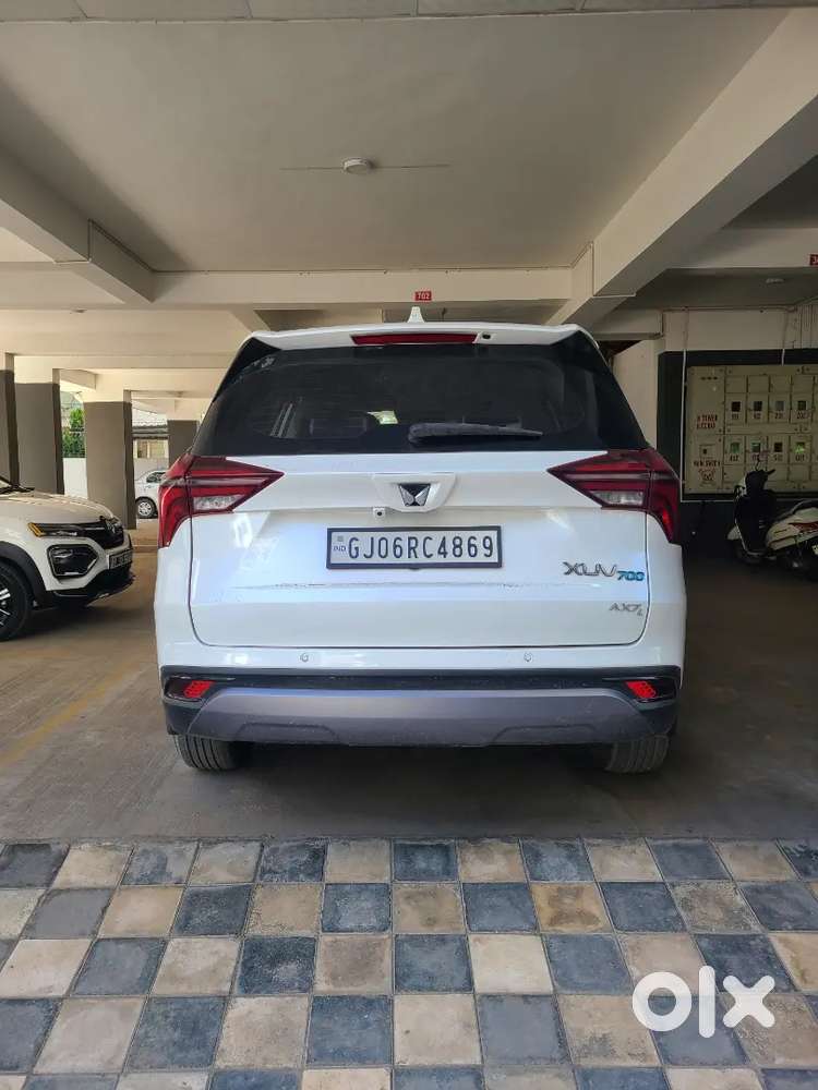 Mahindra Xuv700 2025 Diesel 26500 Km Driven