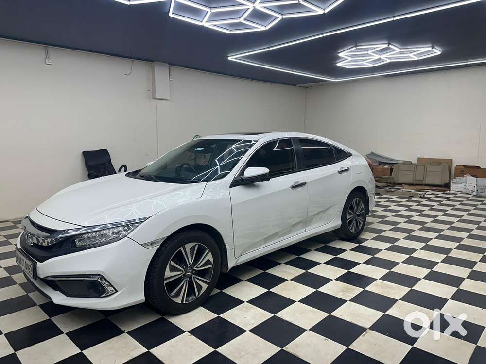 2019 Honda Civic Petrol Automatic 76000 Km