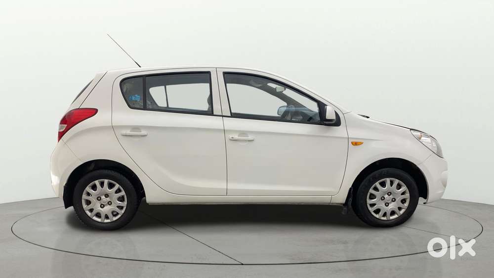 Hyundai I20 Magna, 2012, Petrol