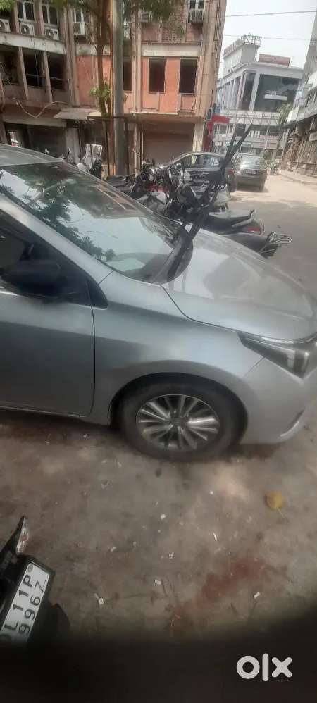 Toyota Corolla Altis