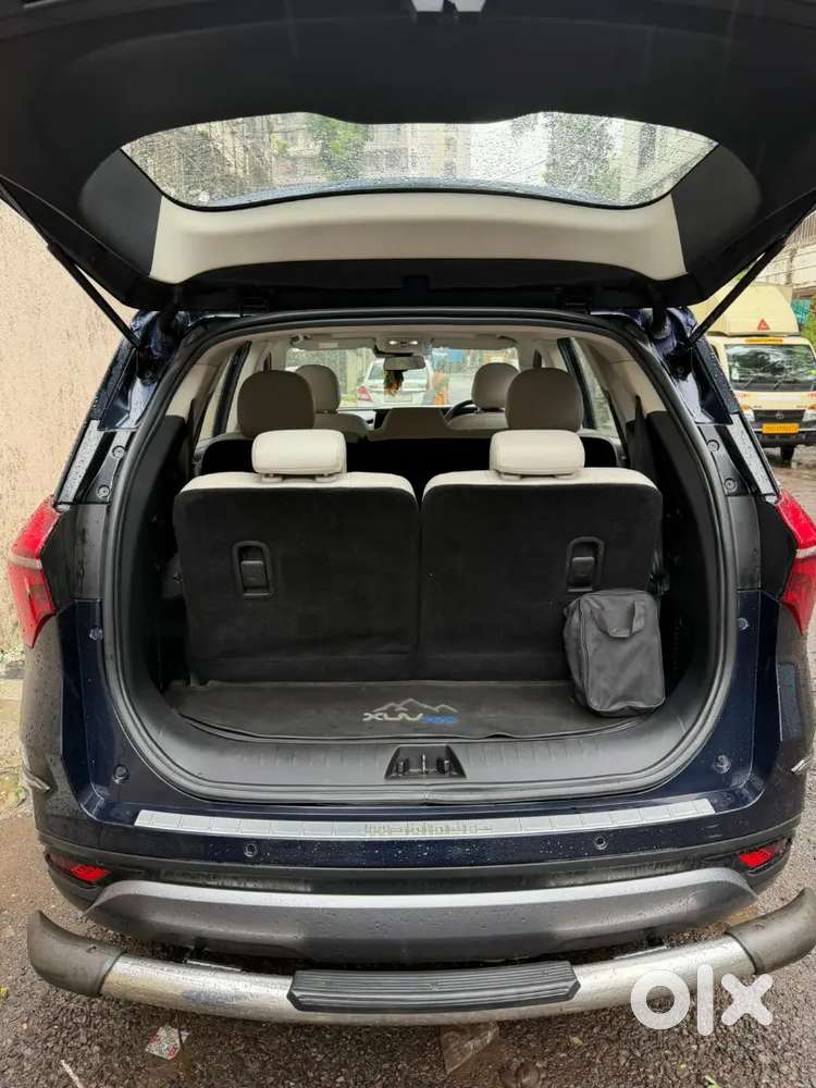 Mahindra Xuv 700 Diesel Top Model - Great Condition