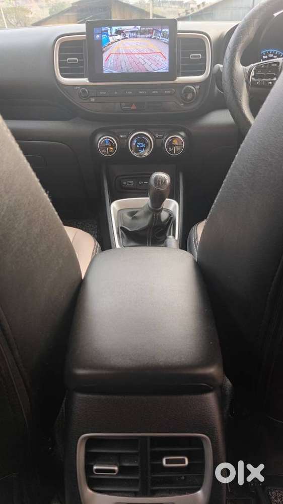 Hyundai Venue 1.2 S Plus, 2022, Petrol