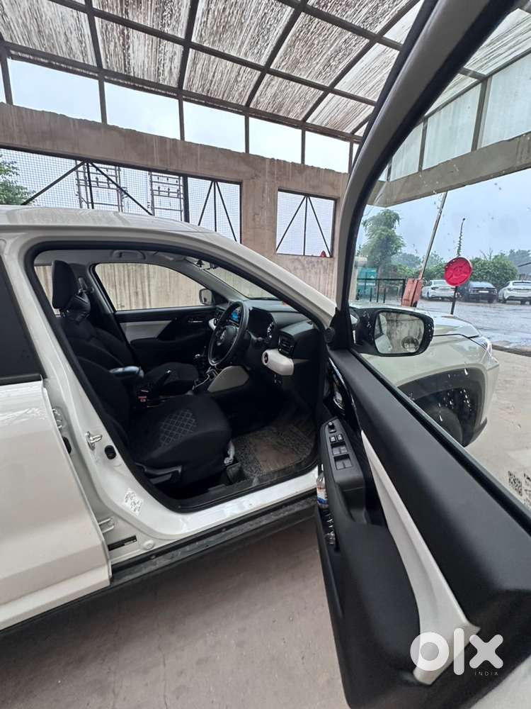 Maruti Victoris 2026 2 Montha Old