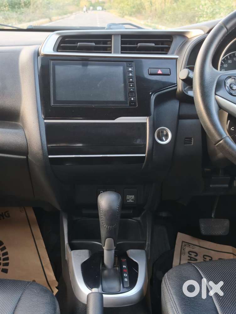 Honda Jazz V Automatic, 2018, Petrol