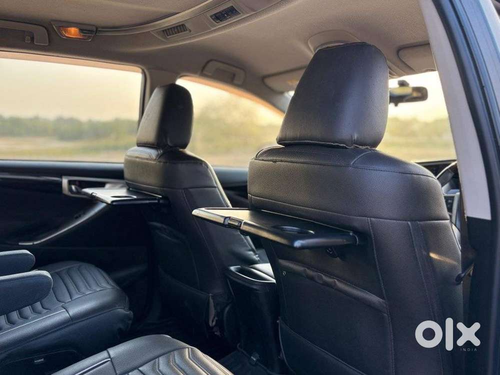 Toyota Innova Crysta 2.4 V 7 Str, 2018, Diesel