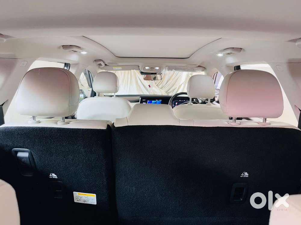 Mahindra Xuv700 2.2 Ax 7 Diesel At Str Awd, 2024, Diesel
