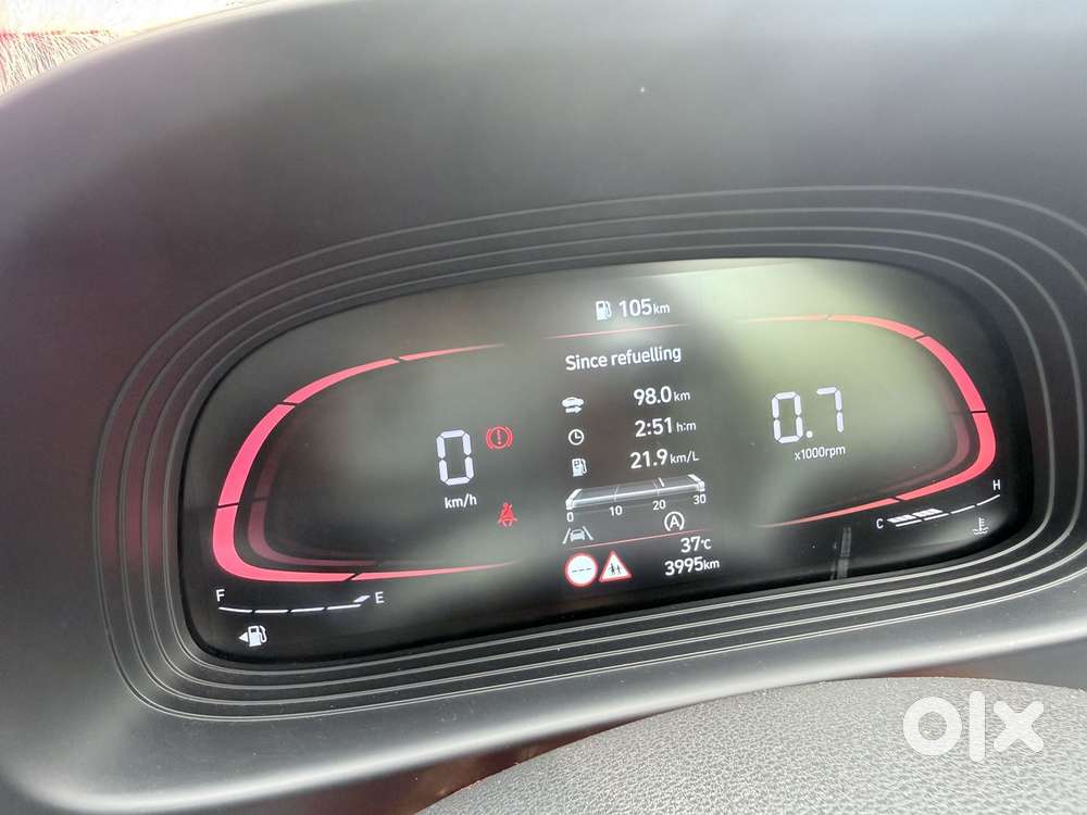 Hyundai Venue Sx (o) Mt 1.5 Diesel, 2024, Diesel
