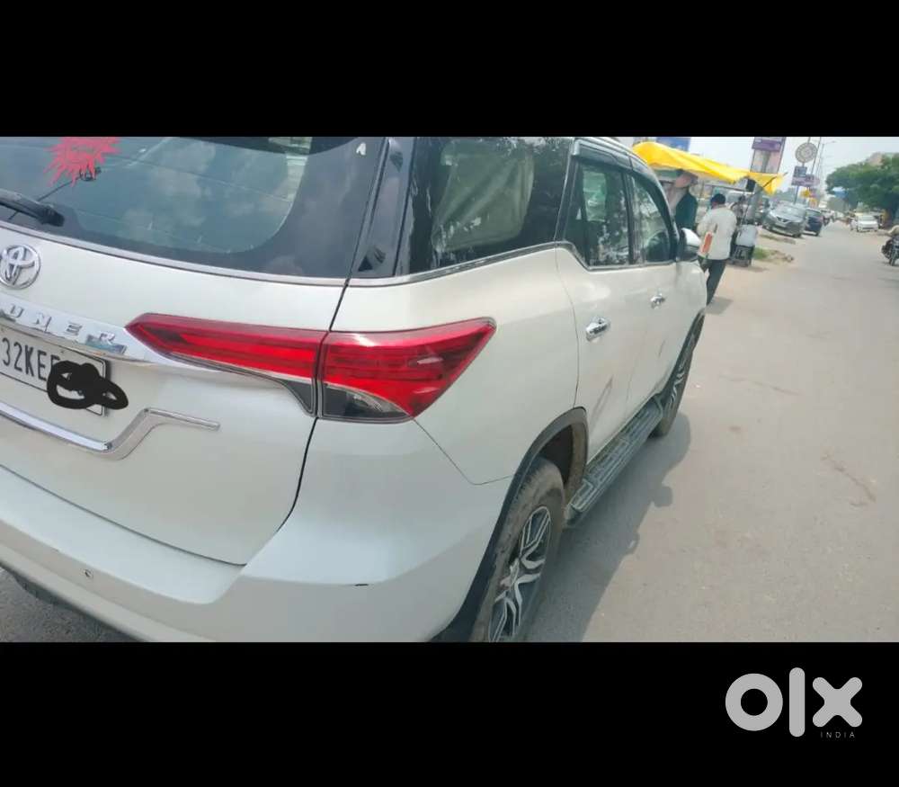 Toyota Fortuner Legender 2018 Diesel