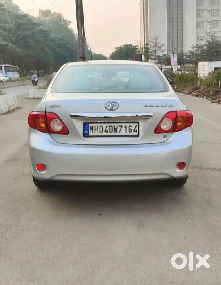 Toyota Corolla Altis 1.8g Petrol/cng
