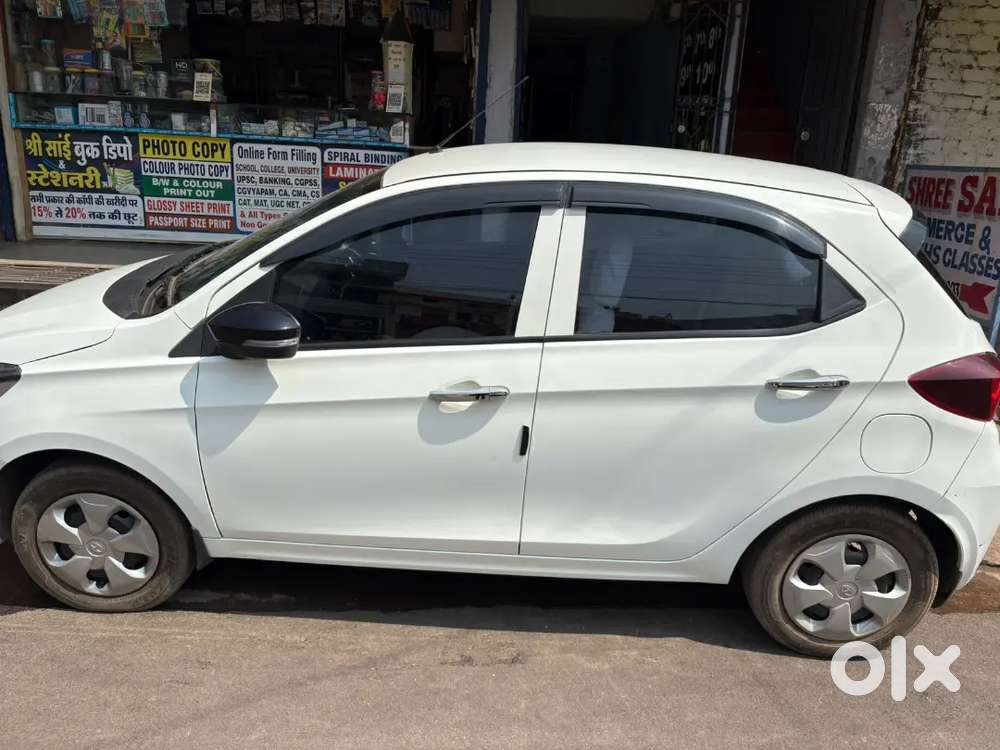 Tata Tiago 2023 Petrol 30000 Km Driven