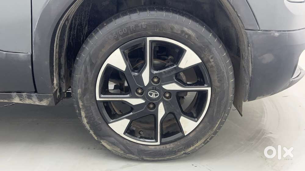 Tata Punch Creative Amt, 2023, Petrol