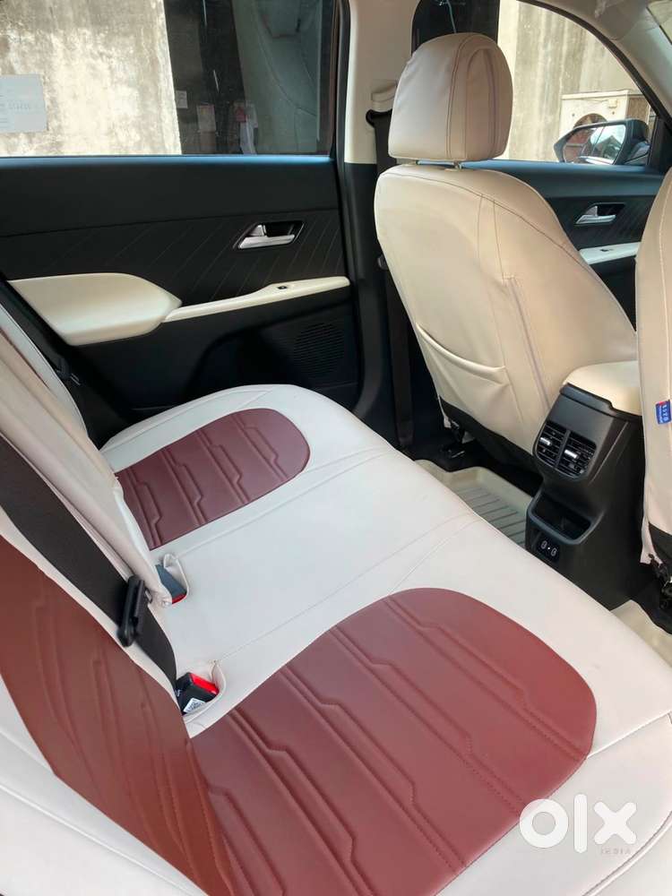 Hyundai Verna 2024 Suv