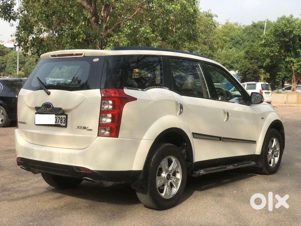 Mahindra Xuv500 W8 Dual Tone, 2015, Diesel