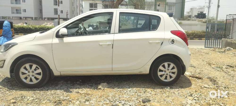 Hyundai I20 Sportz 1.2 Bs-iv, 2013, Diesel