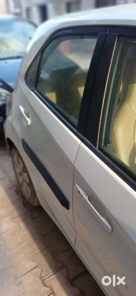 Honda Brio 2012