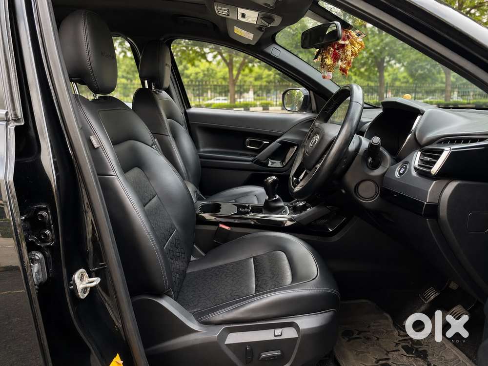Tata Safari 2.0 Xz Plus Dark Edition, 2022, Diesel