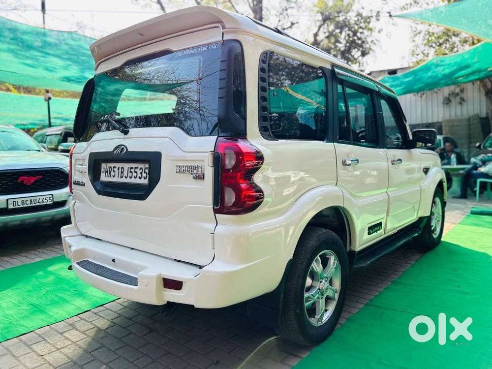 Mahindra Scorpio S10, 2016, Diesel